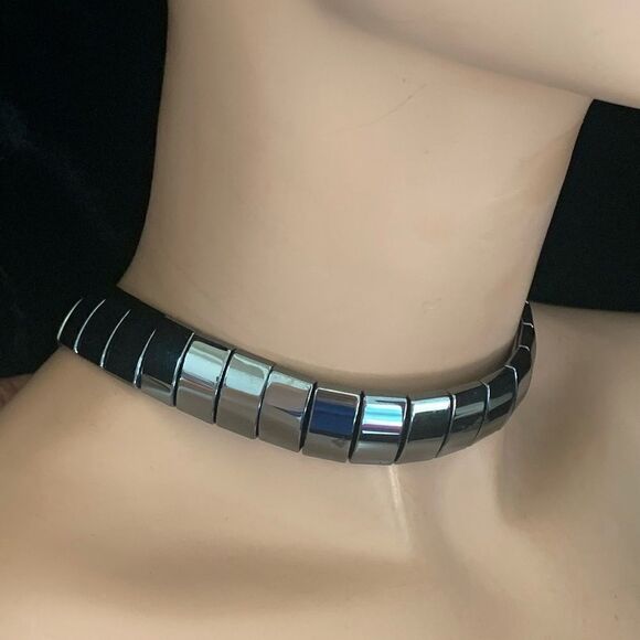 Vintage chunky hematite choker necklace - Picture 5 of 5